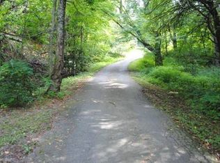 37 Shady Rest Dr, Waynesville, NC 28785