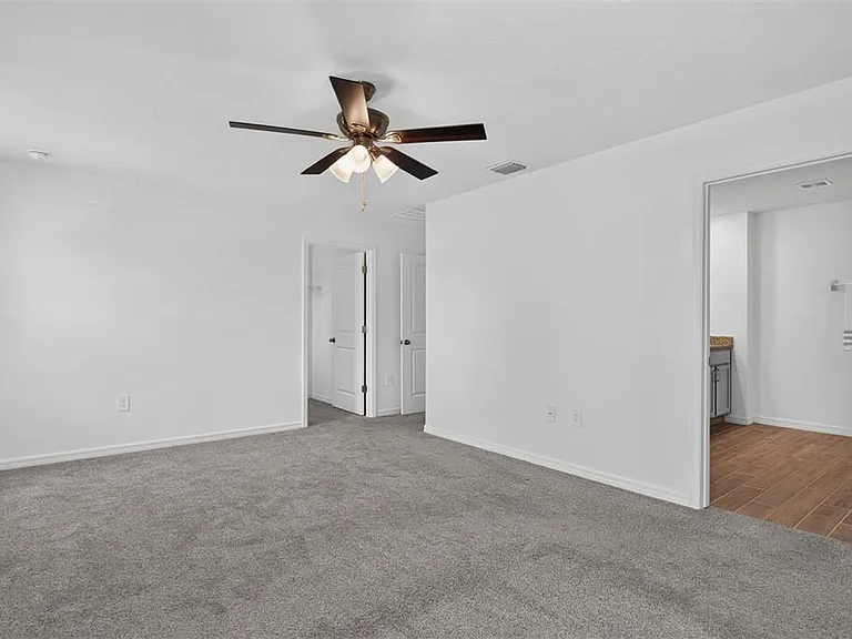 5122 SW 49th Ln — Photo 22
