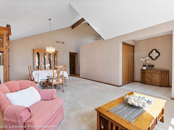 2nd image of 6510 Scotch Pine Dr