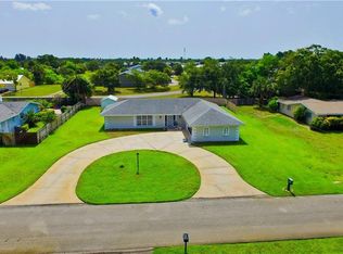 706 10th Ct, Vero Beach, FL 32962