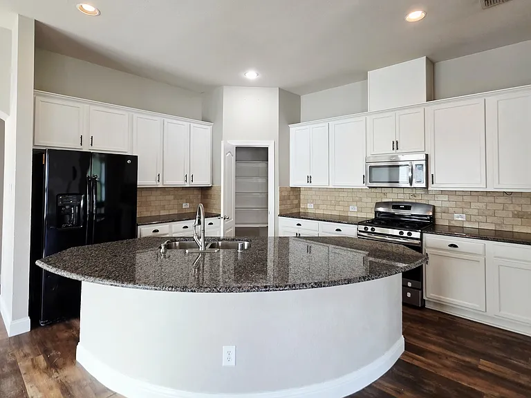 15009 Frisco Ranch Dr — Photo 24