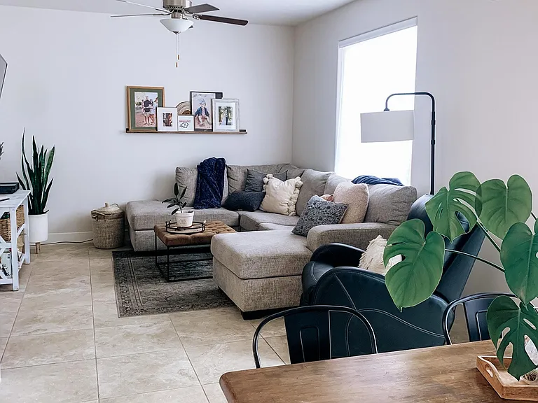 1005 N Tortoise Rock Dr #1 — Photo 2