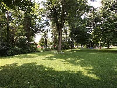 4th image of 236 Surfwood Dr