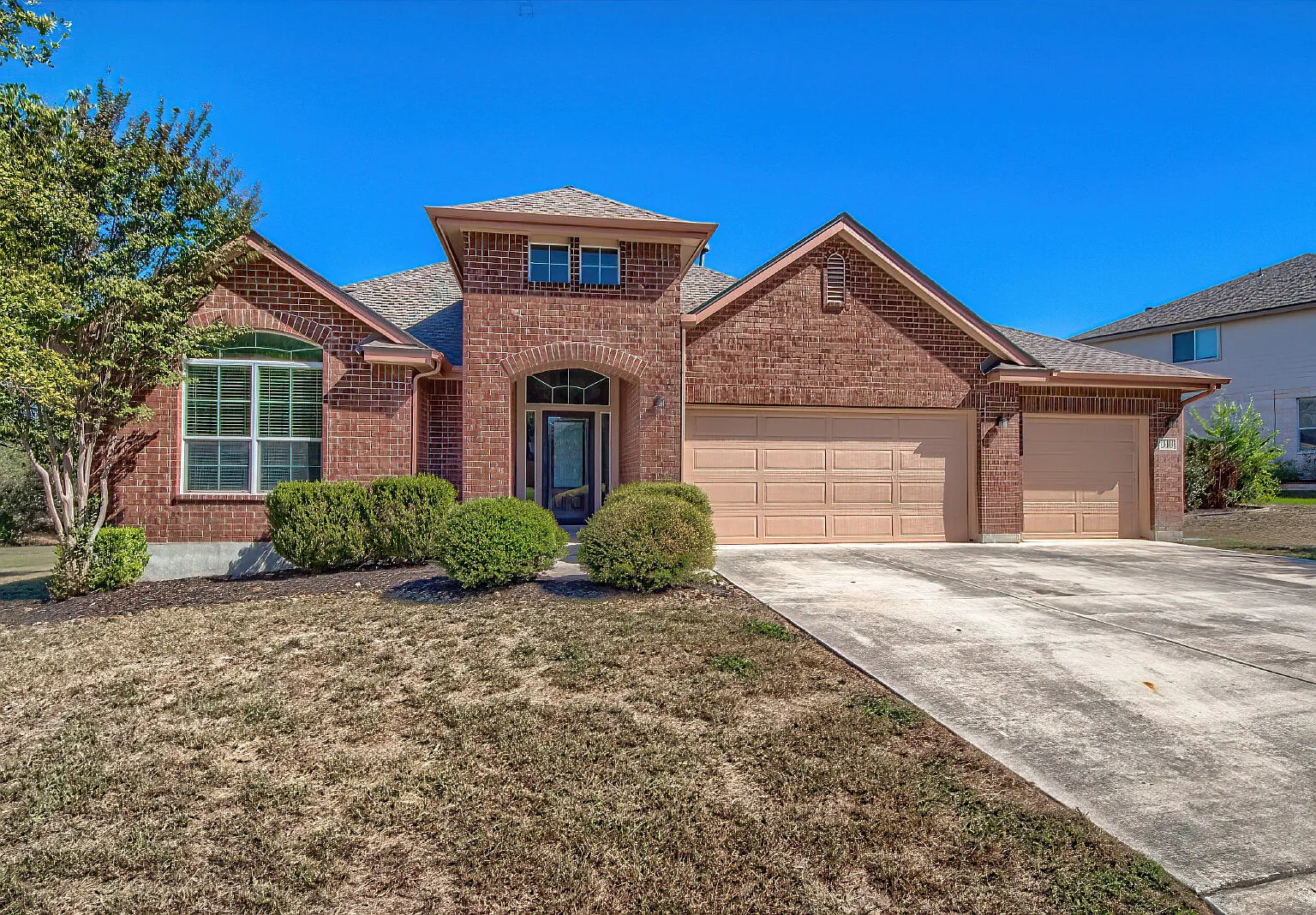 4 bed, 3.5 bath, 3163 sqft, $2,650 — Photo 2