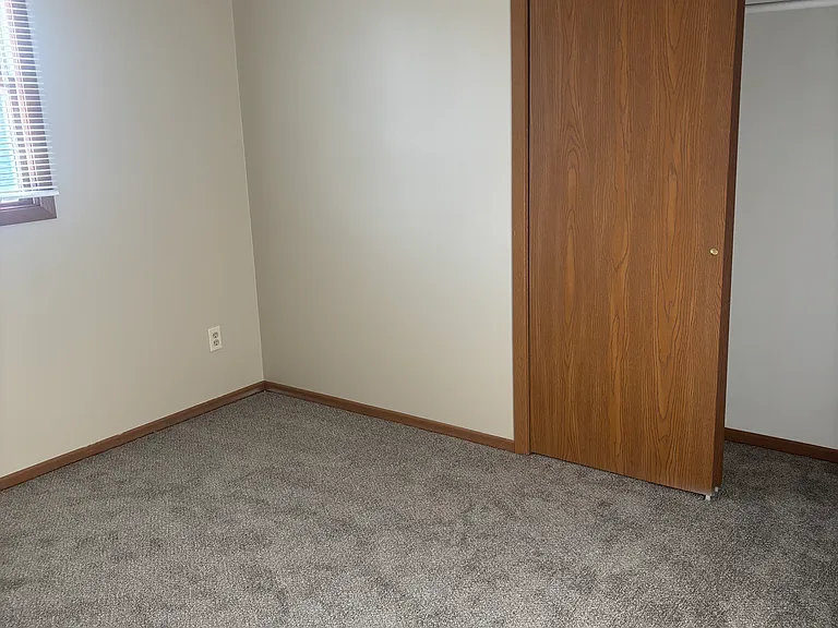 1710 Rogers Ave — Photo 27