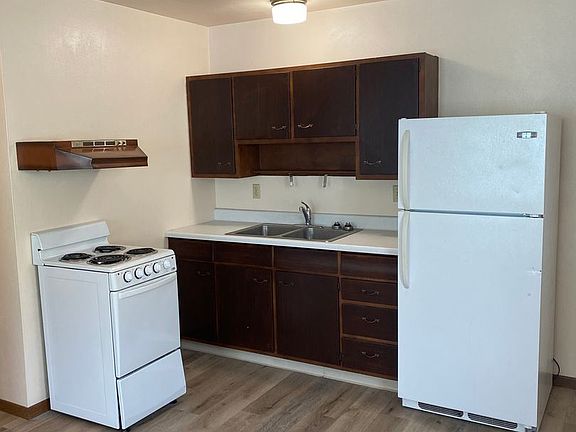 5th image of 904 Gardenette Dr #1