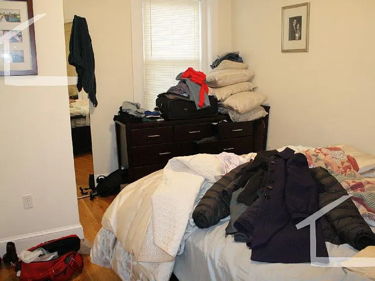 199 Winthrop Rd #2 — Photo 8