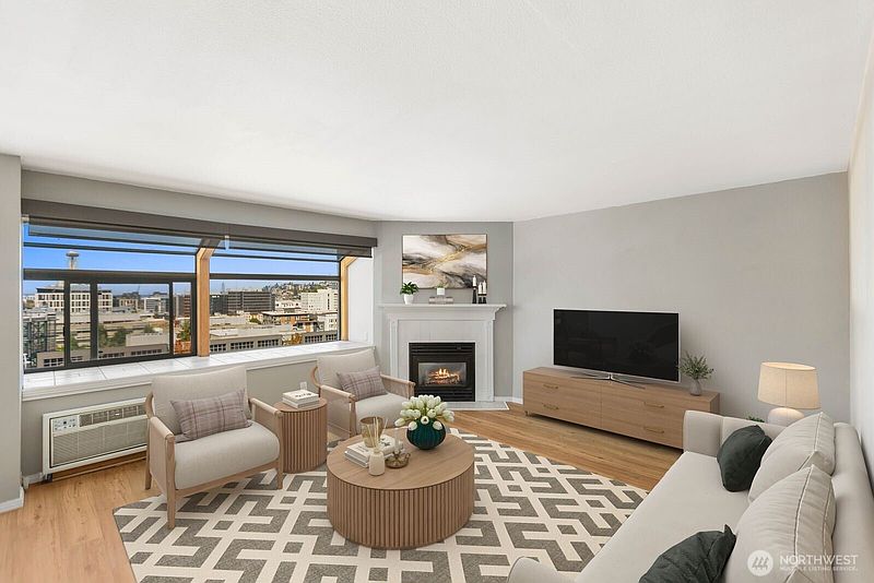 4th image of 150 Melrose Avenue E #504