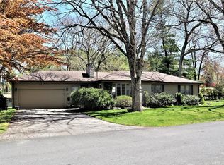 70 Landmark Rd, Warwick, RI 02886