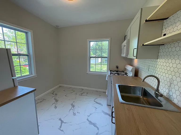 1436 Hepburn Ave #1 — Photo 15