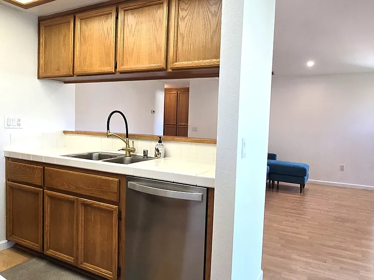 38715 Huntington Cir — Photo 5