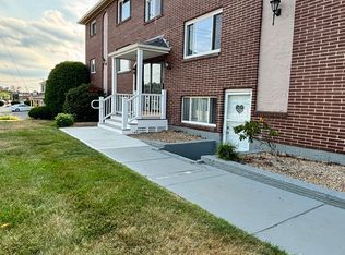 586 Boston Post Rd E APT 6, Marlborough, MA 01752