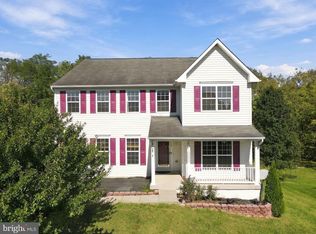 715 Chickamauga Dr, Harpers Ferry, WV 25425