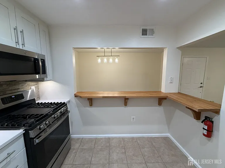 95 Sapphire Ln — Photo 10