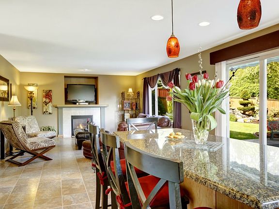 4th image of 606 122nd Avenue Ct E