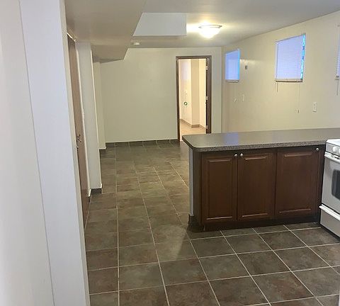 3rd image of 8207 S Jeffery Blvd