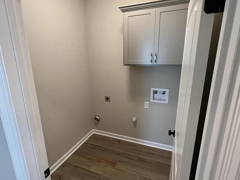 307 Grassy Meadows Ln — Photo 16