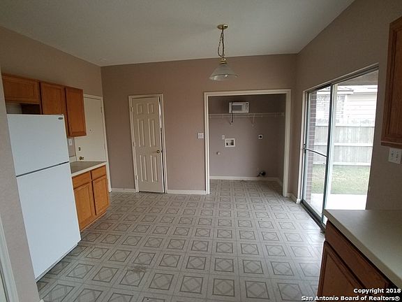 5th image of 4739 Oakley Farm