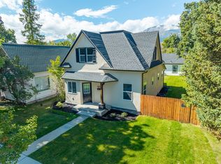 207 S 3rd St, Hamilton, MT 59840
