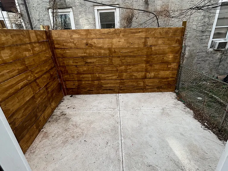 2030 E Tioga St #1 — Photo 8