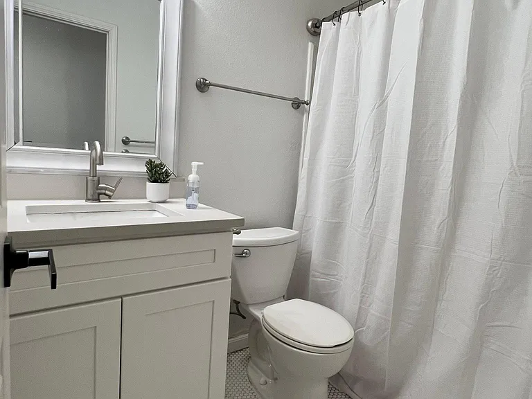 13047 Beacon Park Dr — Photo 16
