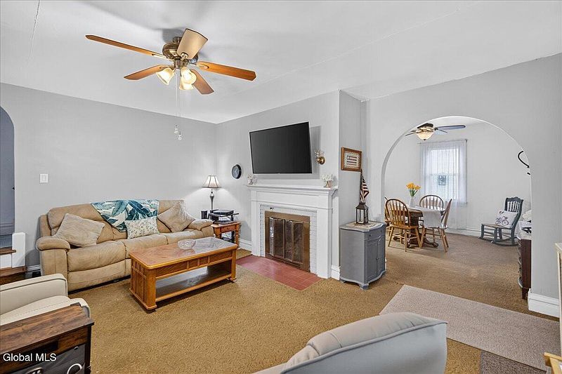 3rd image of 1205 N Westcott Road