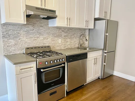 Rented by Corcoran | media 32