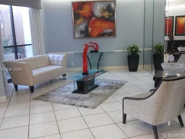 1000 Saint Charles Pl APT L20, Hollywood, FL 33026