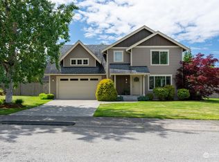 8463 Morningside Dr, Blaine, WA