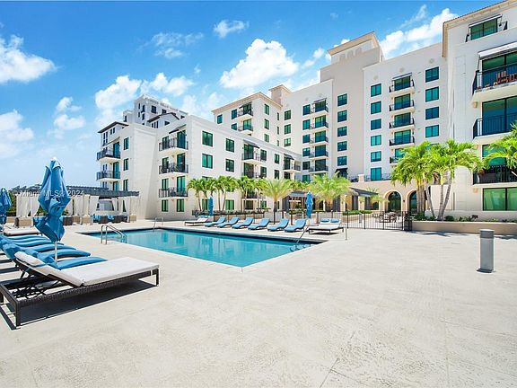 4th image of 1300 Ponce De Leon Blvd APT 708