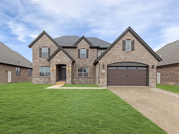 16868 Heron Ln, Macomb, MI 48044