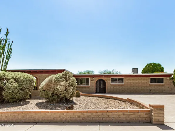 2942 S Hearthstone Dr, Tucson, AZ 85730