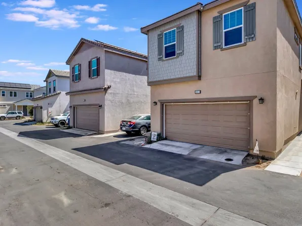 28012 Harvest Ct, Valley Center, CA 92082