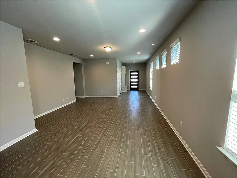 125 Unforgiven Ln — Photo 4