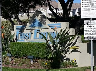 678 Azure Ln UNIT 4, Corona, CA 92879