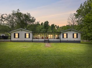 1433 Daniel Hollow Rd, Tullahoma, TN 37388