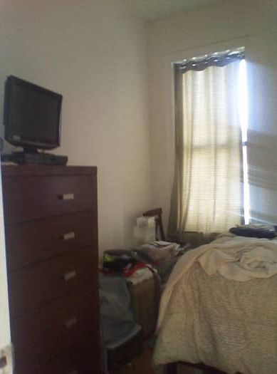 2nd image of 106 E 23rd St