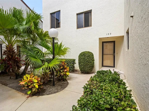 950 S Kanner Highway #TH123, Stuart, FL 34994