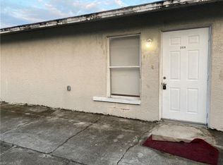 3514 Dora St, Fort Myers, FL 33916
