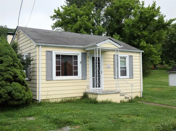 31421 Morning Glory Ln, Meadowview, VA 24361