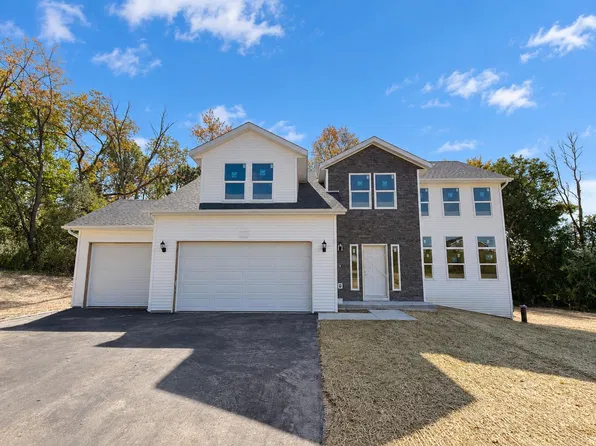 11246 Hillside Rd, Edgerton, WI 53534