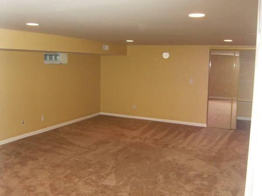 2nd image of 67 Kipling St