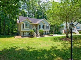 16 Robin Ct, Villa Rica, GA 30180