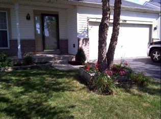 109 Olde English Ct, Romeoville, IL 60446