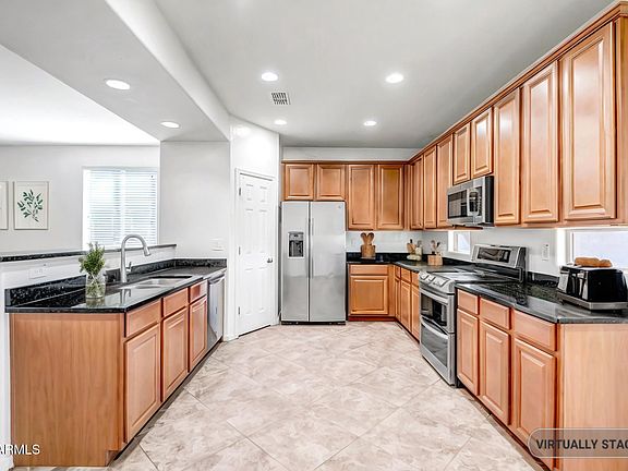 4th image of 11729 W MAUI Lane