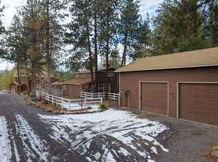 18614 River Woods Dr, Bend, OR 97702