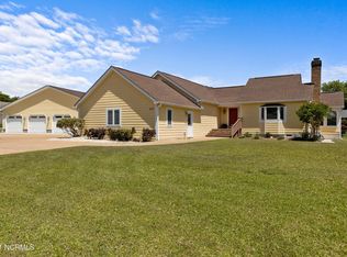 600 Garden Rd, Morehead City, NC 28557