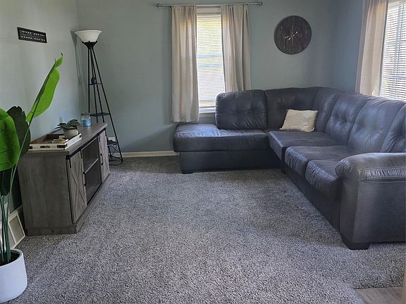3rd image of 1198 Brabbs St