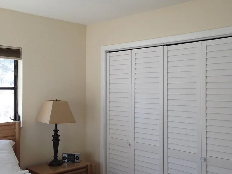 300 Parkdale Dr — Photo 18