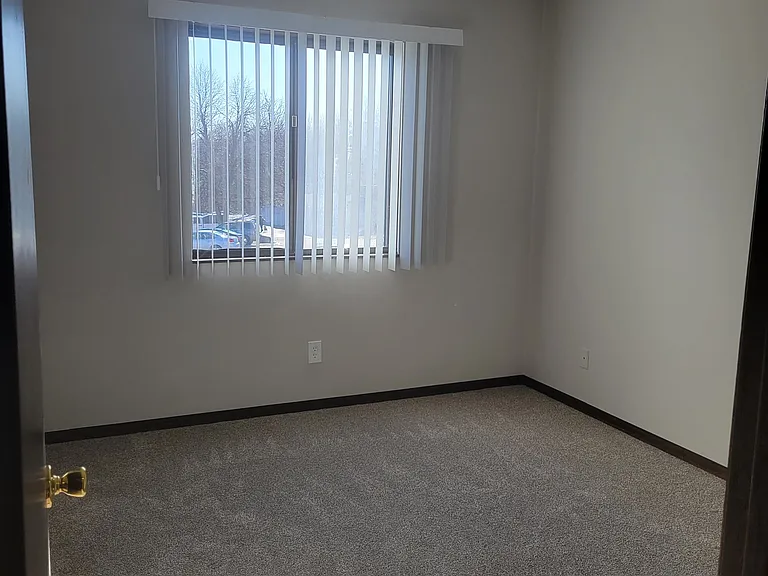 2895 Tanglefoot Ln #5 — Photo 6